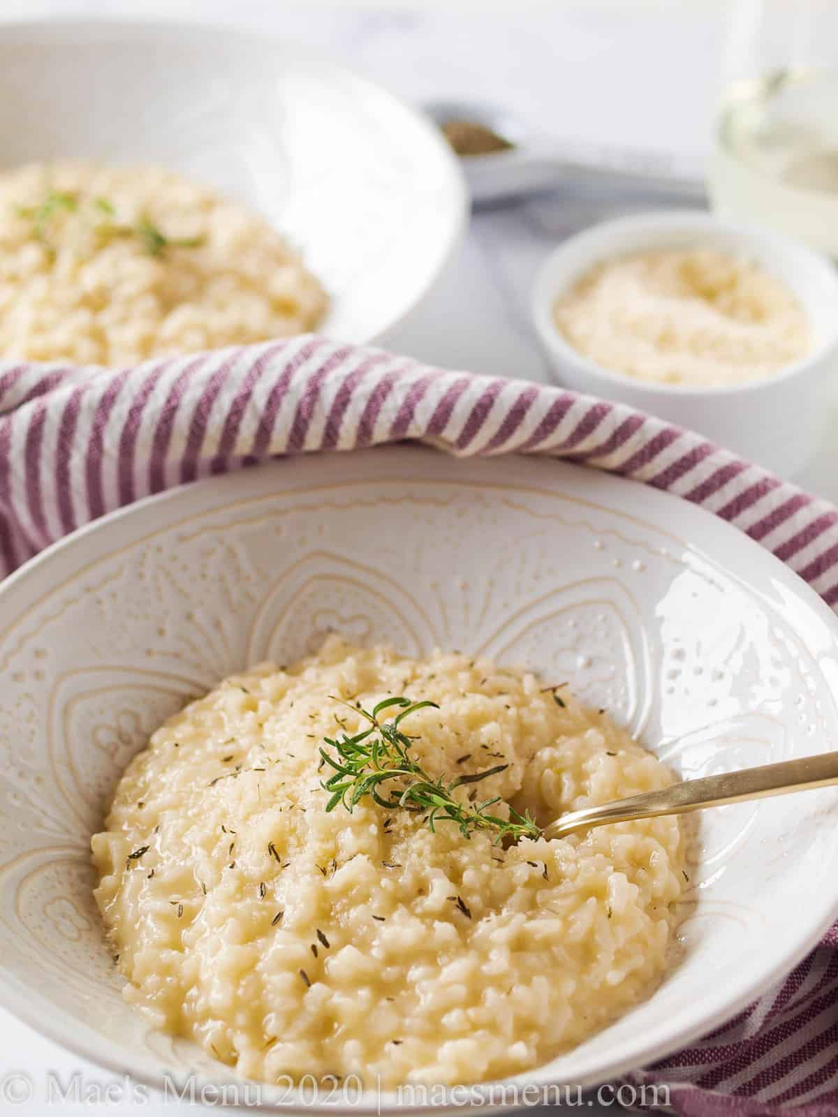 2 large white owls of instant pot risotto