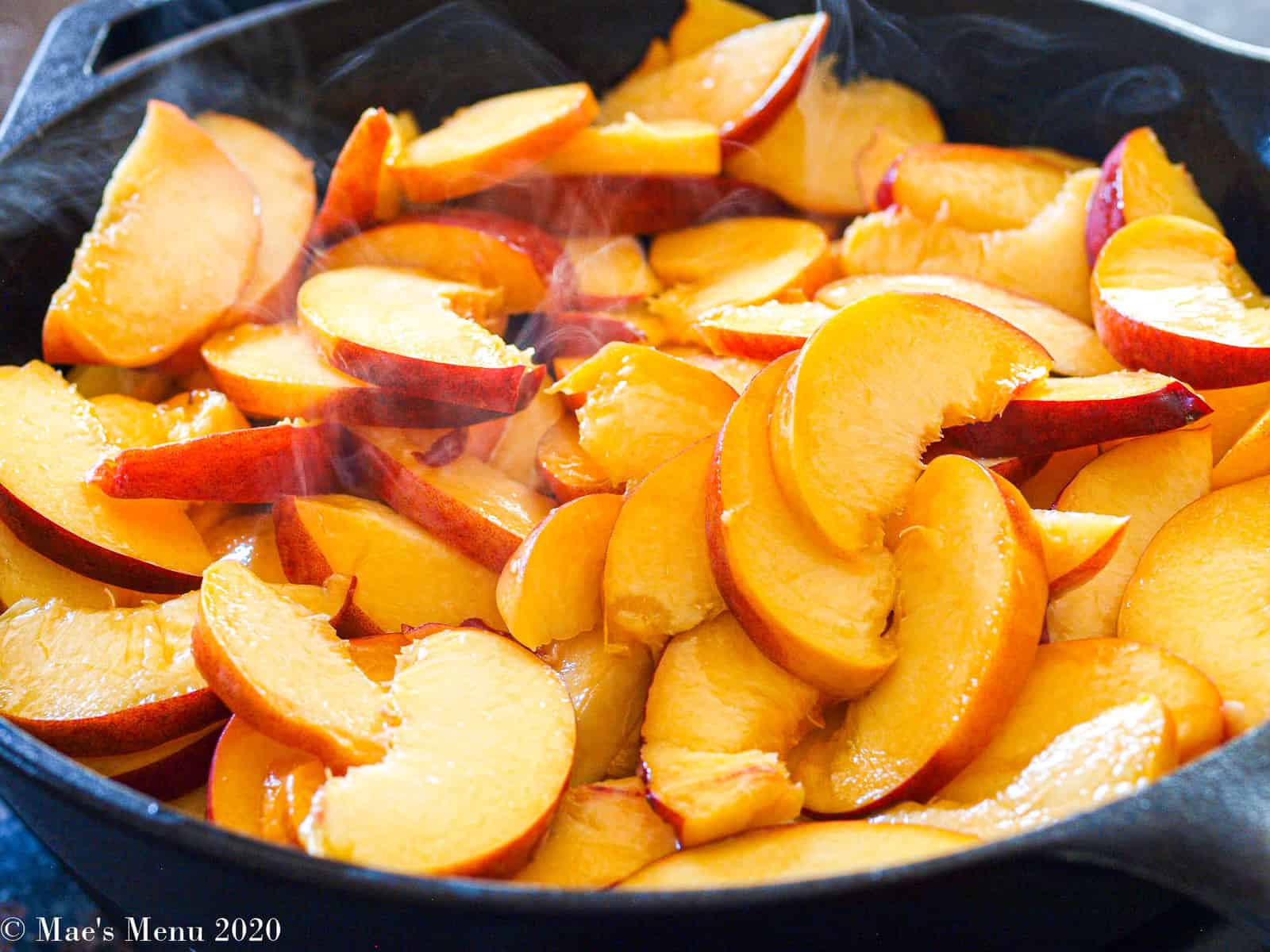 peaches in a cast iron skillet