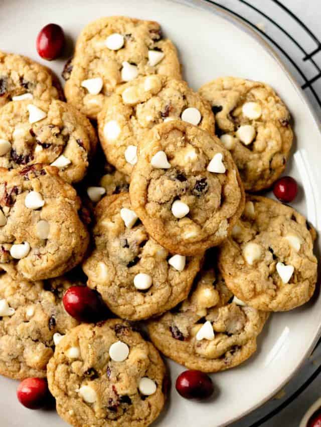 cropped-brown-butter-cranberry-white-chocolate-chip-cookies-31.jpg