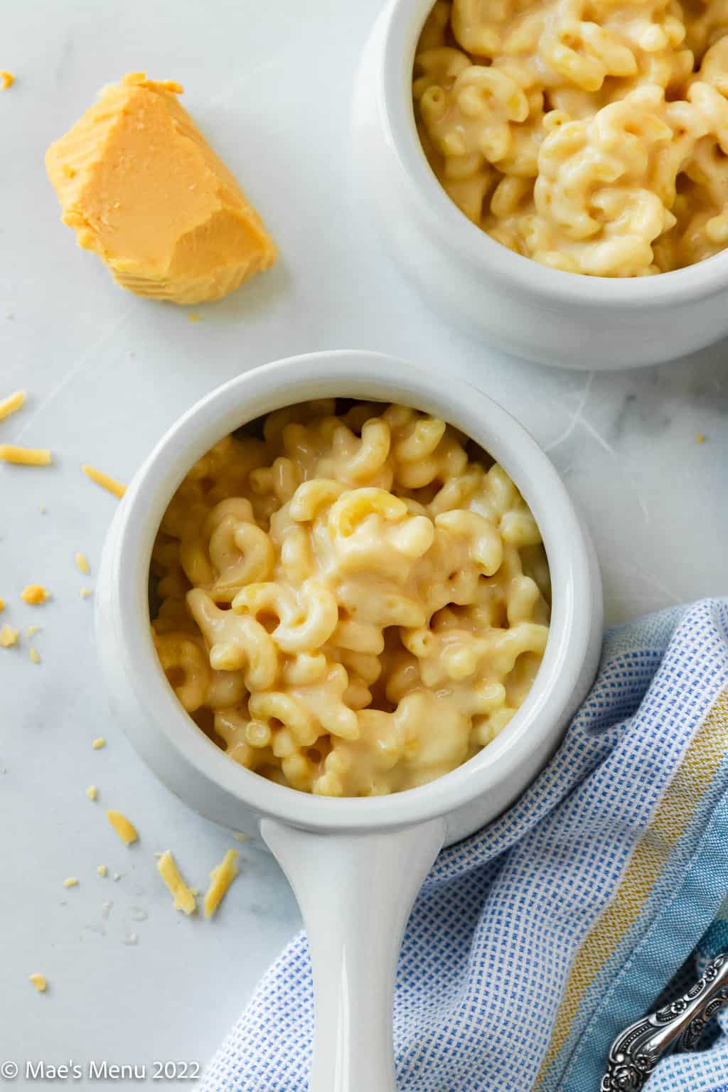 Two small bowls of smoked gouda mac and cheese.