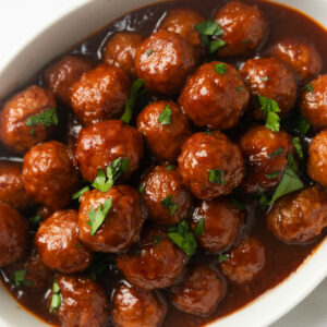Overhead shot of a bowl of cranberrymeatballs.