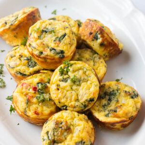 The cottage cheese egg muffin bites on the serving platter.