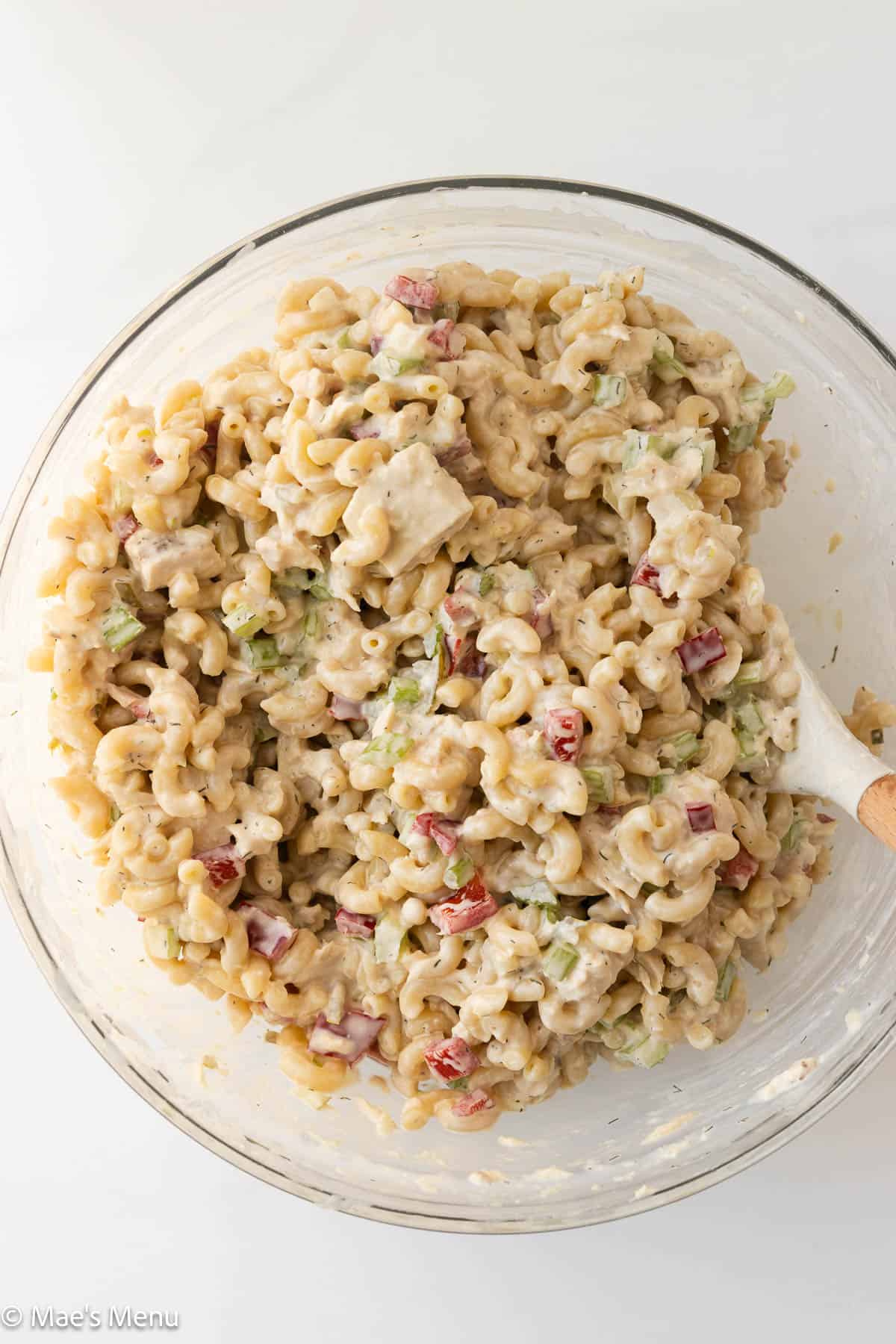 An overhead shot of the finished tuna pasta salad.